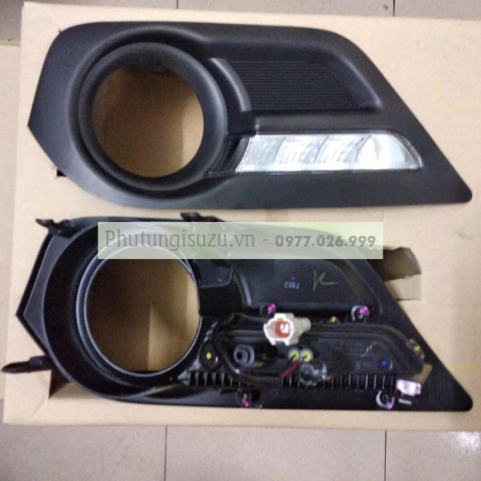 Bộ đèn Led cản trước Isuzu Mux
