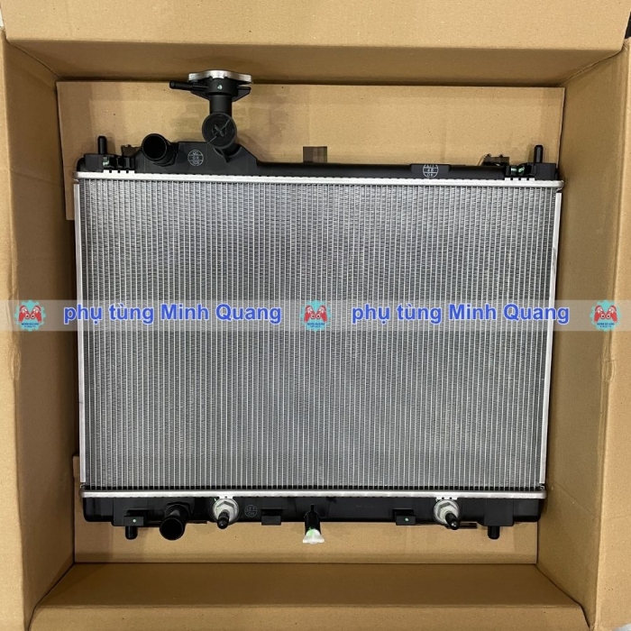 Két nước Suzuki XL7/Ertiga 2019–2024 – Két tản nhiệt