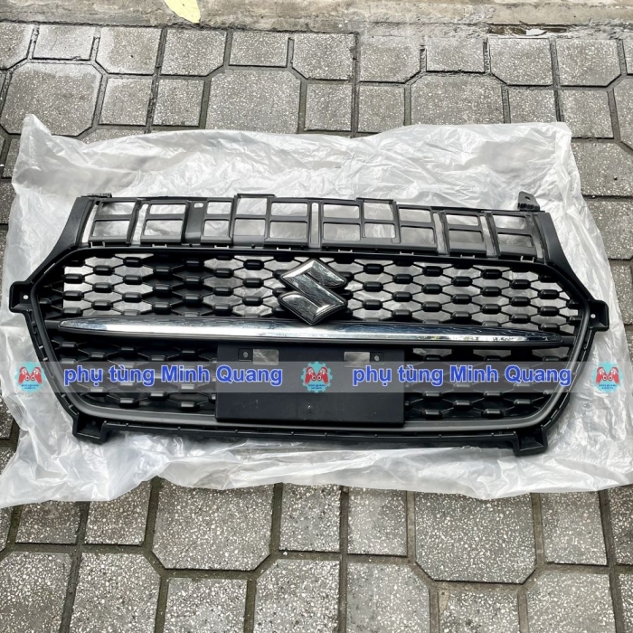 Ca lăng Suzuki Swift 2018–2024 nẹp trắng, nẹp crom, nẹp mạ