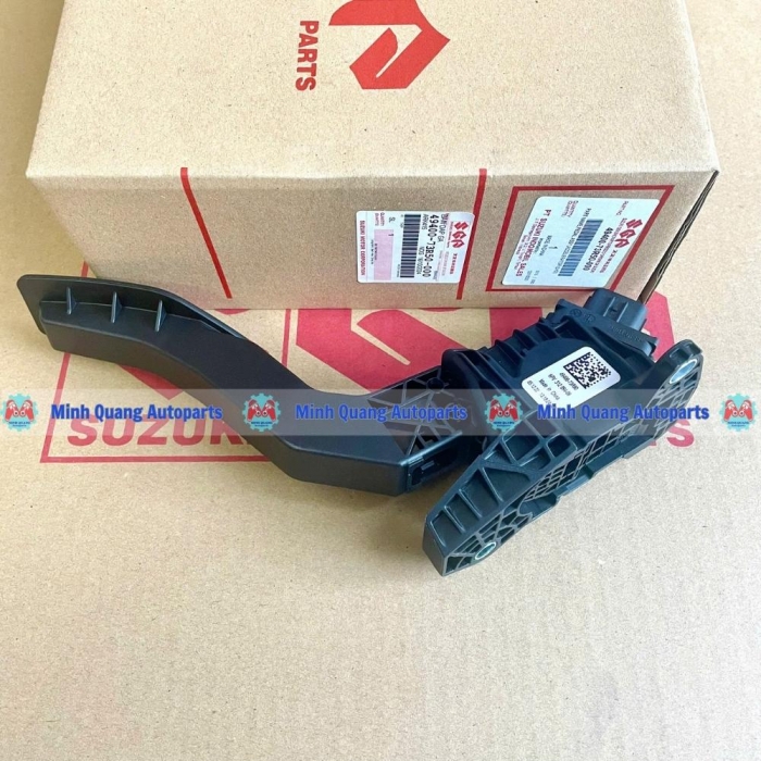 Bàn đạp  Suzuki XL7 2019–2025