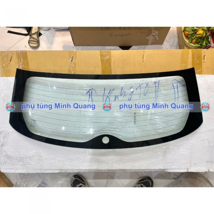 Kính cốp Suzuki Swift 2018–2024