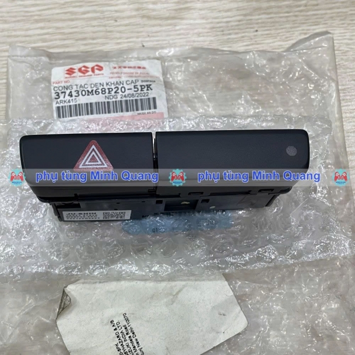 Công tắc đèn khẩn cấp Suzuki XL7 2019–2026